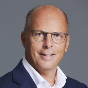 Mag. Manfred OSCHOUNIG